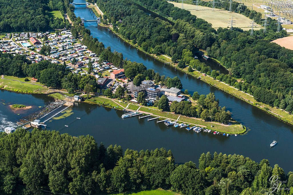 Ems und Kanal in Hanekenfaehr - Luftbild